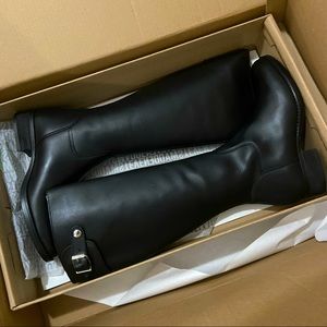 BRAND NEW boots by s.madden-still has the inside shoe-shaping parts-NEVER WORN!